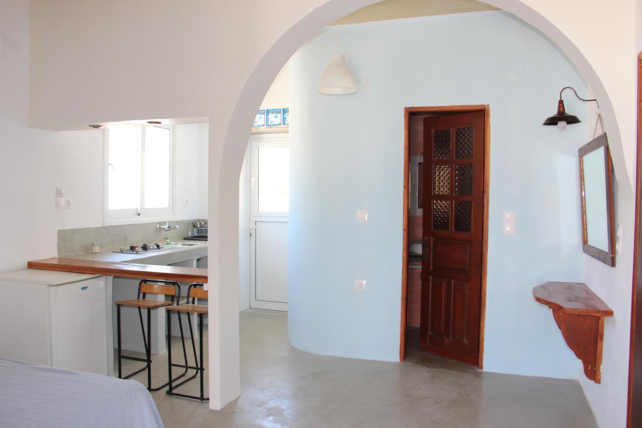 Pansion Andreas Apartment Tinos Island Exterior photo
